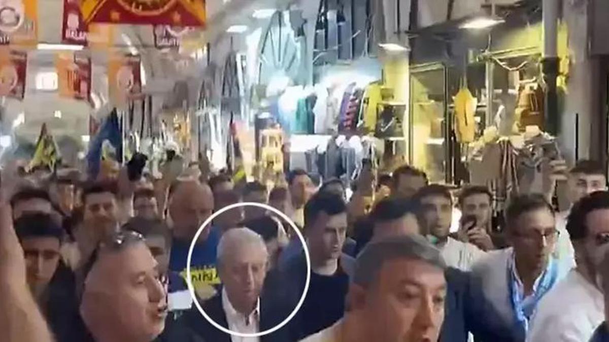 Galatasaray bayraklarının altında Kapalıçarşı'da Aziz Yıldırım coşkusu!