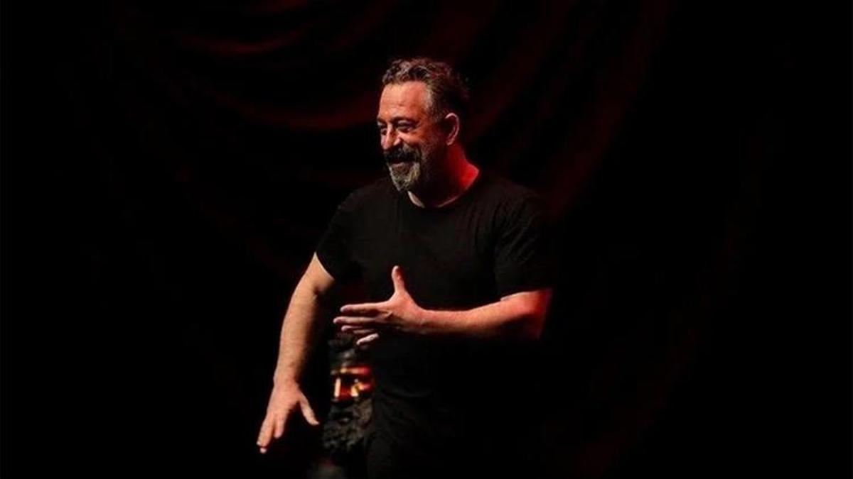 Cem Yılmaz'dan hayranlarını üzen haber