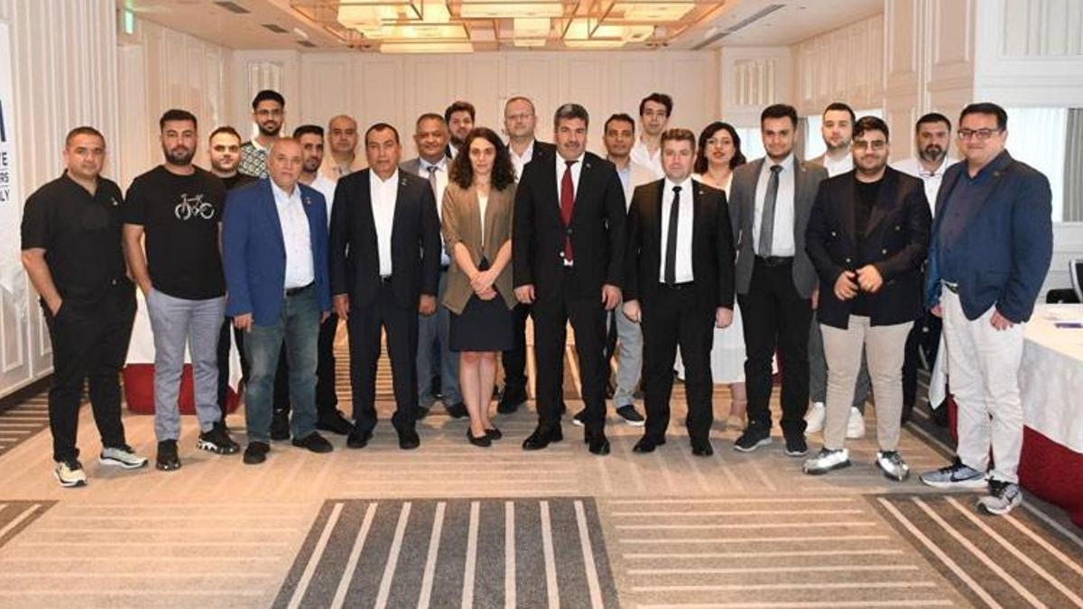 Gaziantepli halıcılar Japonya temaslarına Osaka’da başladı! Yoğun ilgi