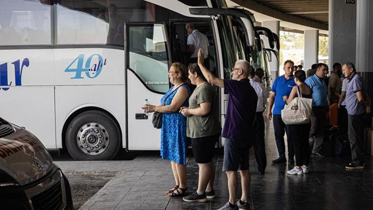 Adana'da trafik denetimi: Yolcu otobüsleri mercek altında