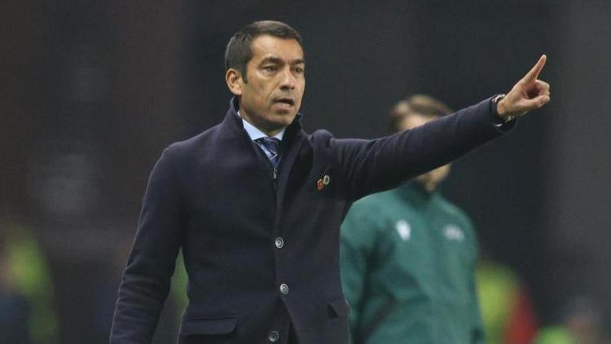 Beşiktaş'ta van Bronckhorst'un ilk transferi tamam! Yıldız oyuncuyla 2 yıllık anlaşma