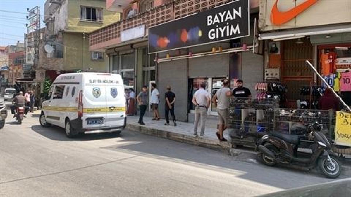 Motosikletle gelip kurşun yağdırdılar!