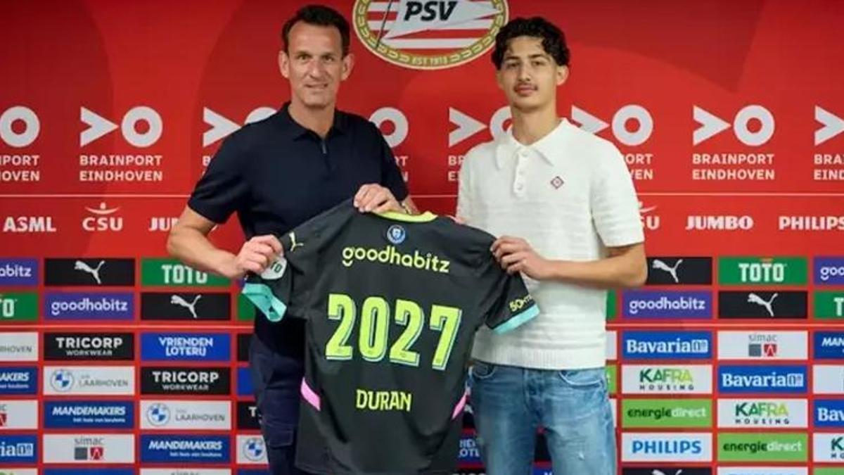 PSV Eindhoven, 16 yaşındaki Türk yıldızı kaptı