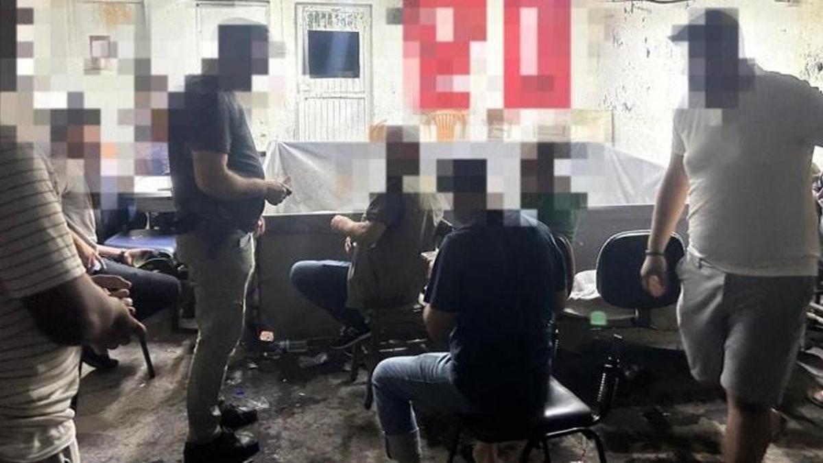 Gaziantep'te kumar oynayan 15 şahsa 96 bin TL ceza! Horoz dövüştürüyorlardı