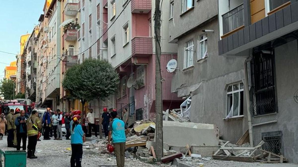 İstanbul'da Bahçelievler'de 7 katlı binada çökme! 20 dakika arayla kurtuldular