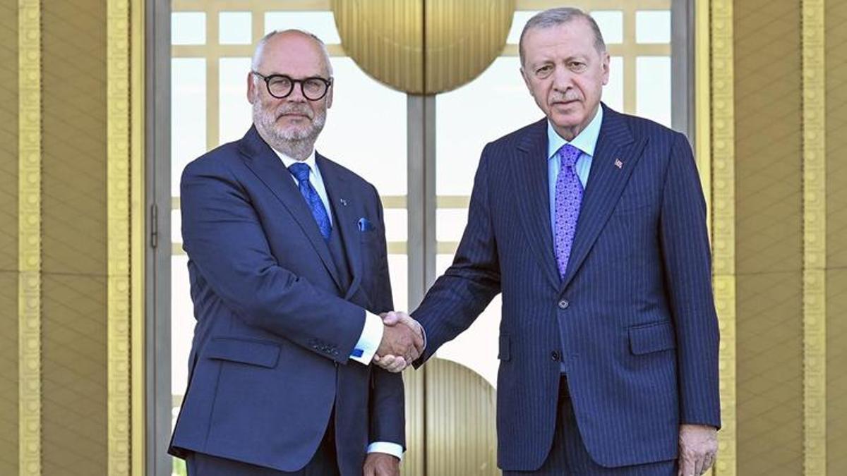 Cumhurbaşkanı Erdoğan, Alar Karis'i resmi törenle karşıladı