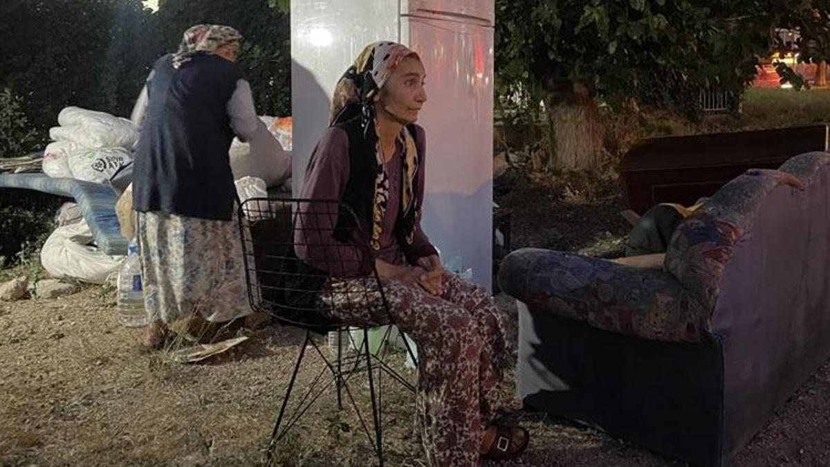 Adana'da 3 kardeş eski ev sahipleri tarafından 'size ev tuttum' yalanıyla sokağa atıldı