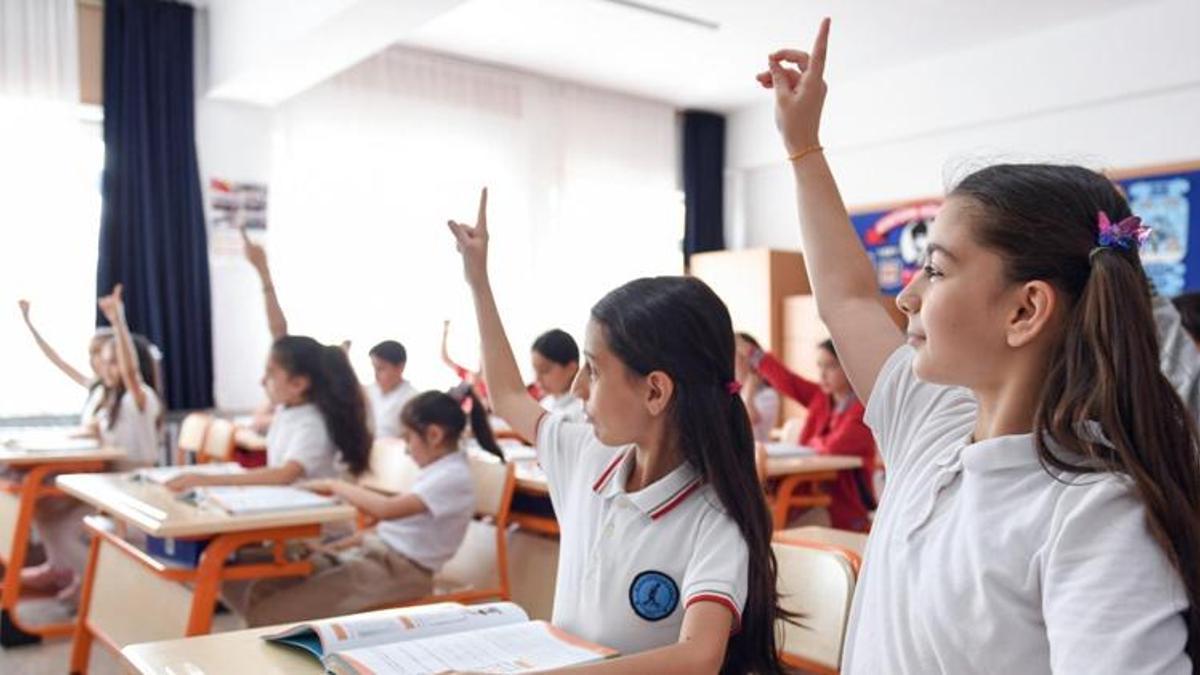 MEB resmen açıkladı! İlkokul, ortaokul öğrencileri için belli oldu