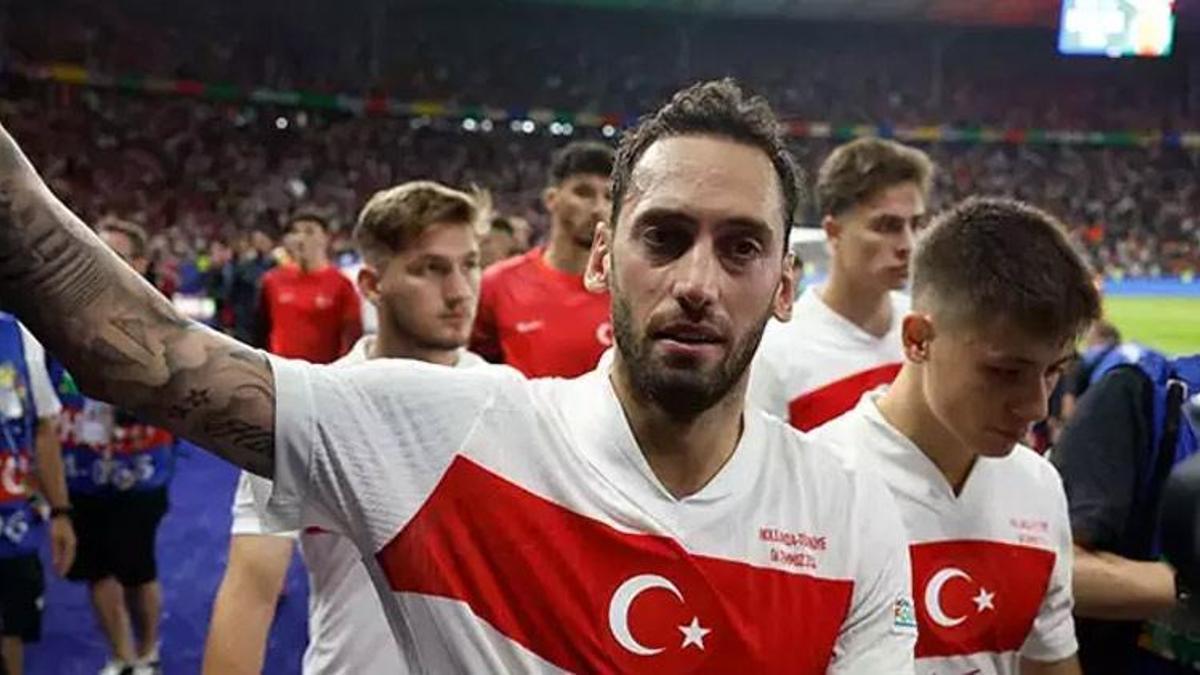 Hakan Çalhanoğlu'ndan buruk rekor!