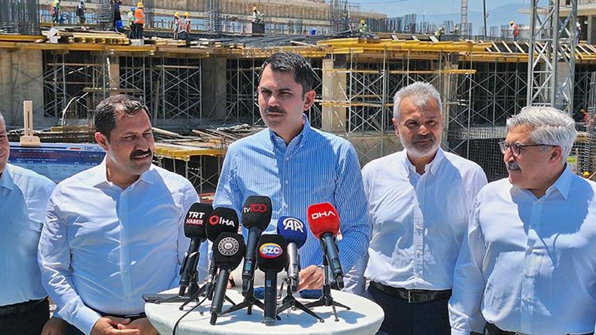 Murat Kurum: 2025 sonunda deprem bölgelerinde evine girmeyen vatandaşımız kalmasın istiyoruz