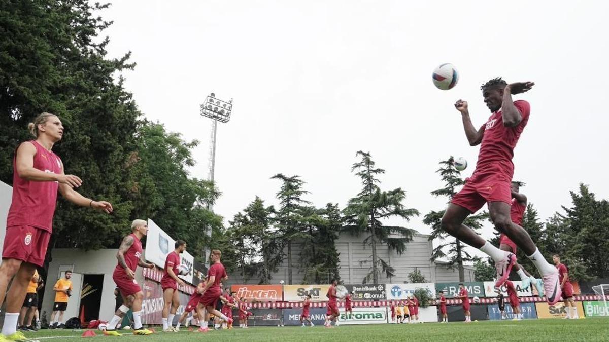 Galatasaray'ın Avusturya kampı kadrosu açıklandı