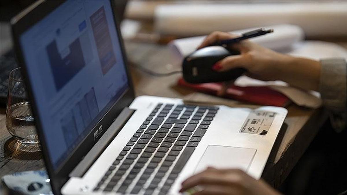Üniversite ikinci öğretim nedir? İkinci öğretim ne demek, 2. öğretim programları kapatıldı mı?
