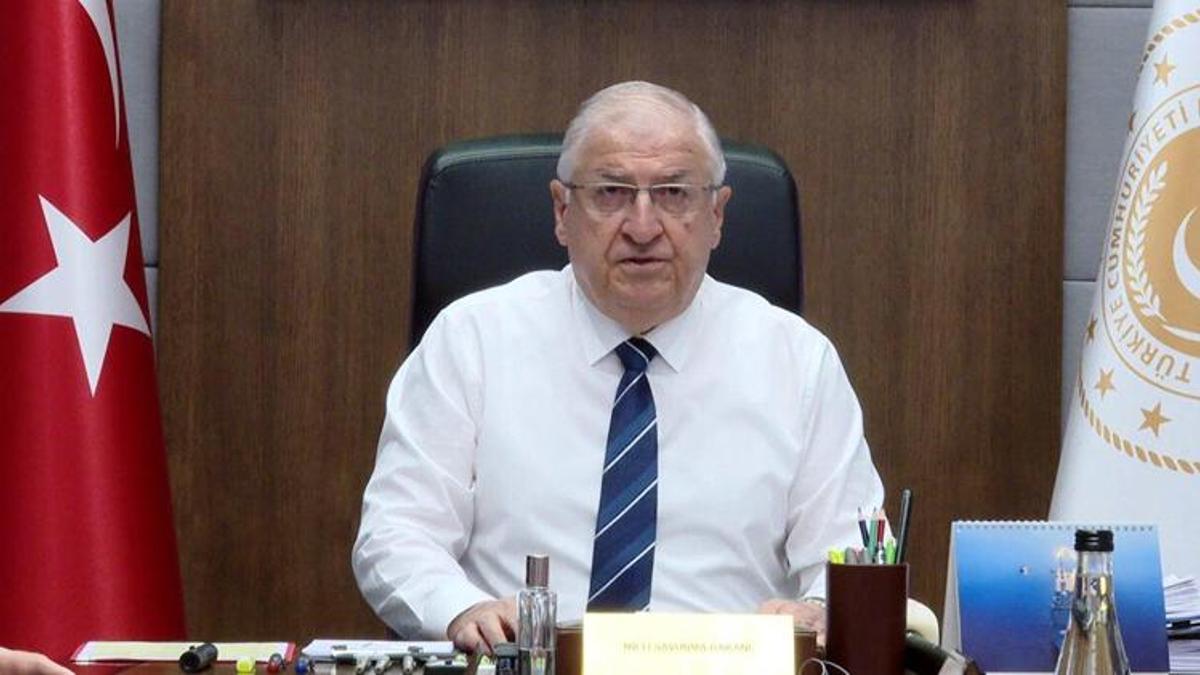 Bakan Güler: Kahraman ordumuzun şanlı üniformasını hiçbir hainin taşımasına müsaade etmeyeceğiz