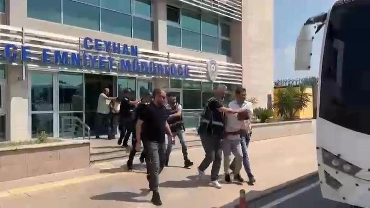 Adana'da parka düzenlenen silahlı saldırıda kaçan 4 kişi yakalandı