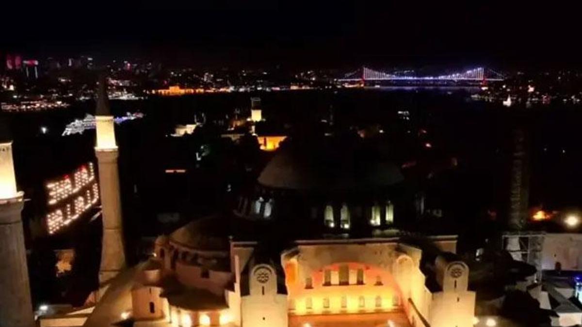 15 Temmuz direnişinin 8. yıl dönümünde 90 bin camide selalar okundu