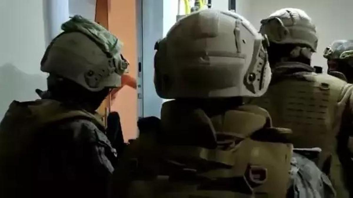Ankara'da art arda FETÖ- PDY operasyonları: 14 kişi yakalandı