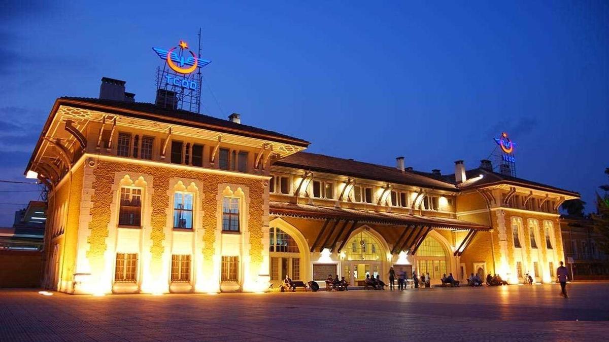 Adana Tren İstasyonları: Şehirler Arası Ulaşımın Kalbi