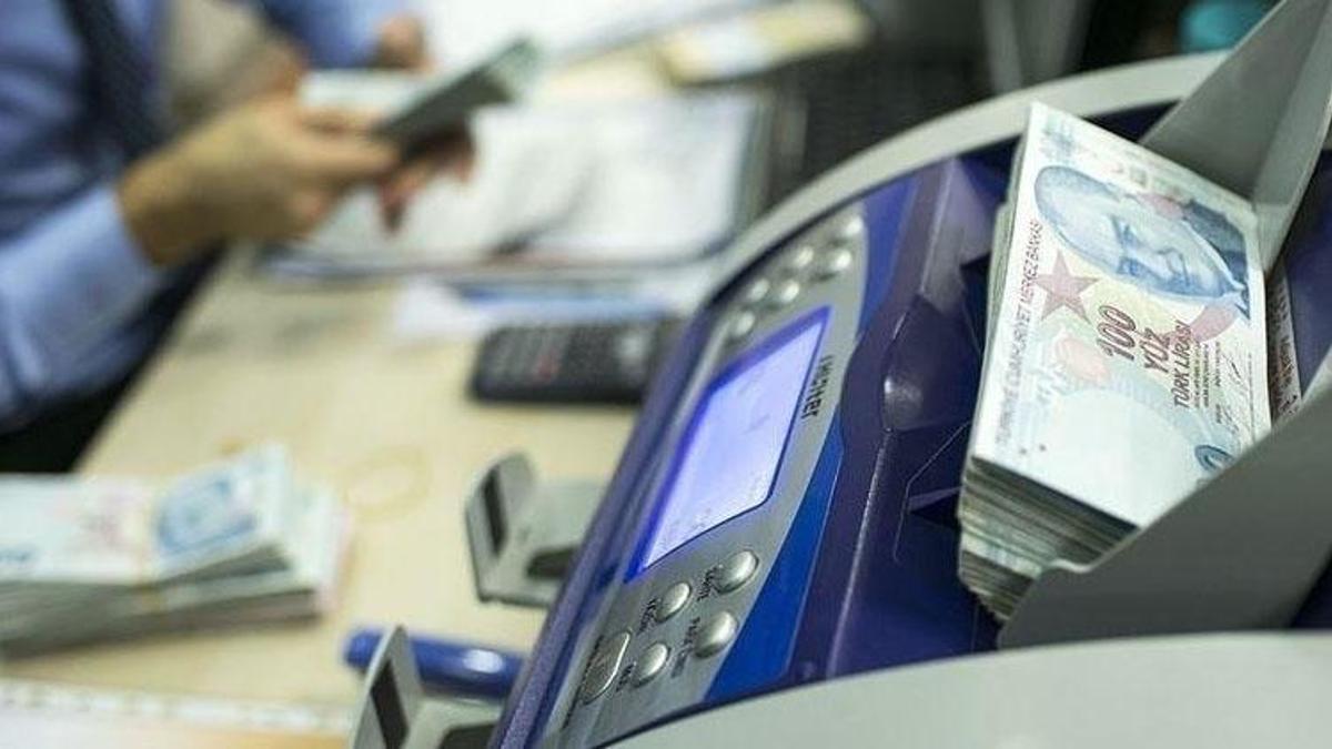 Memur maaşları dondurulabilir mi? Memur maaşlarının dondurulması ne demek?