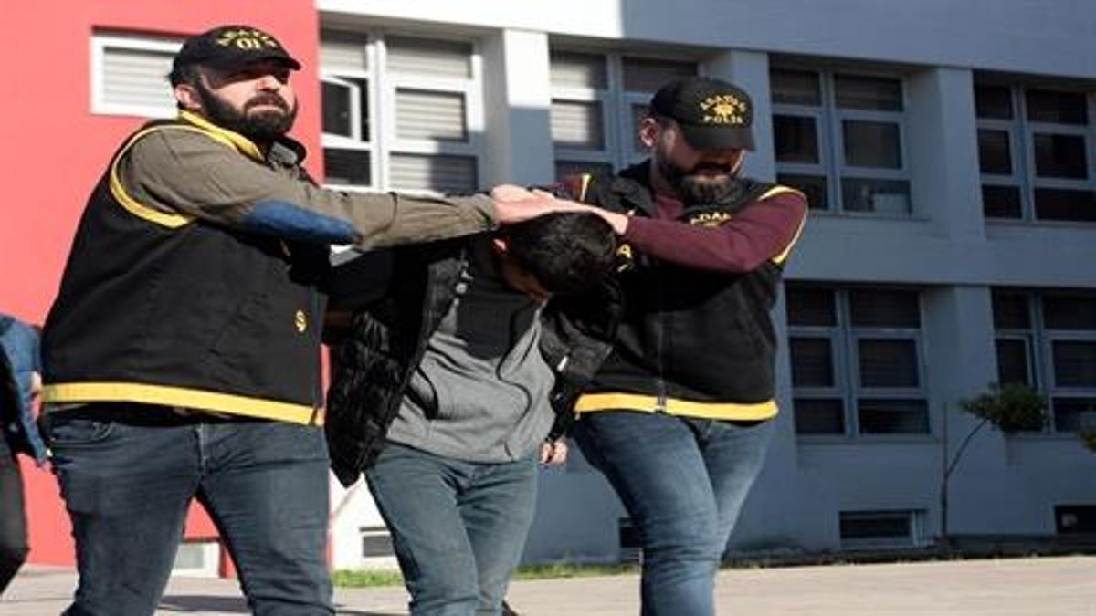 Garsonu öldüren 3 kişiye 18'er yıl hapis cezası!
