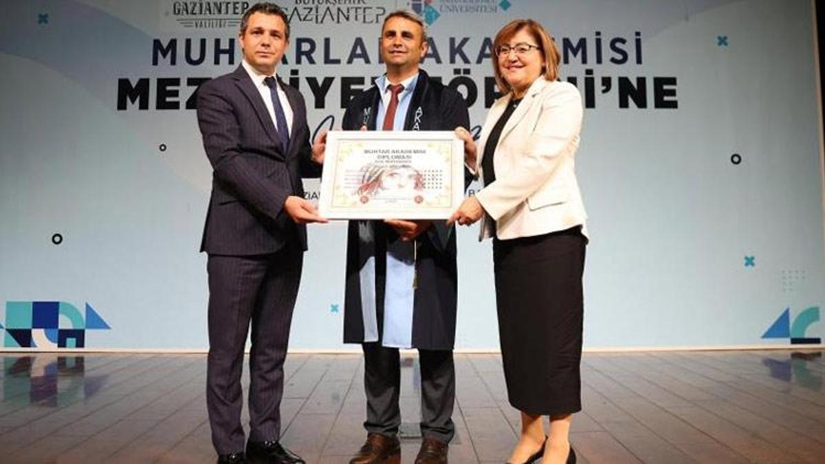 Gaziantep'te "Muhtarlar Akademisi" mezuniyet töreni düzenlendi! "Yararlı olacağını gördük"
