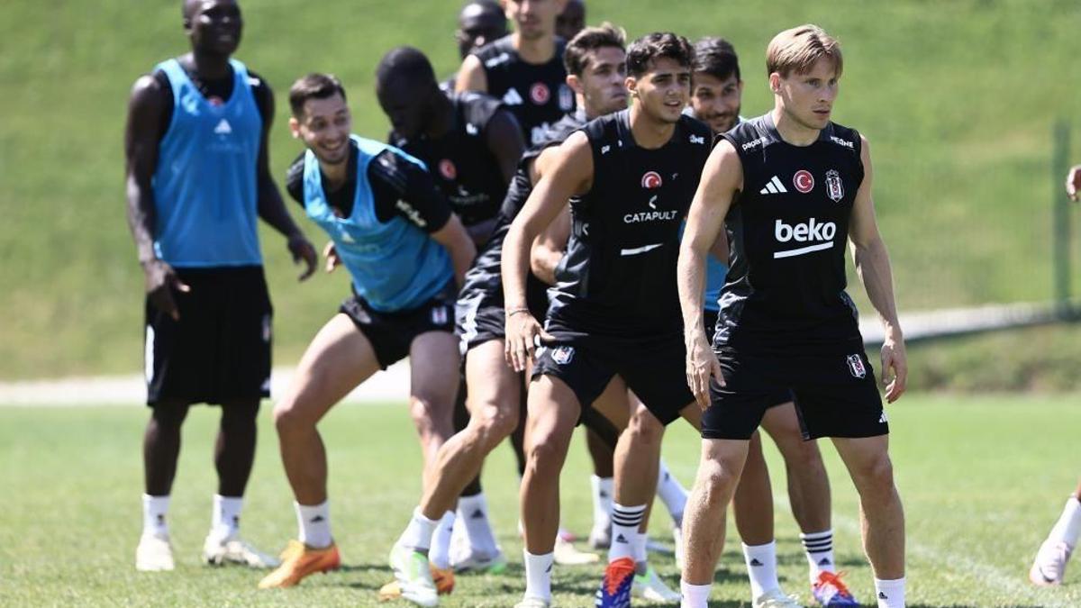 Beşiktaş'ta yeni sezon hazırlıkları devam ediyor
