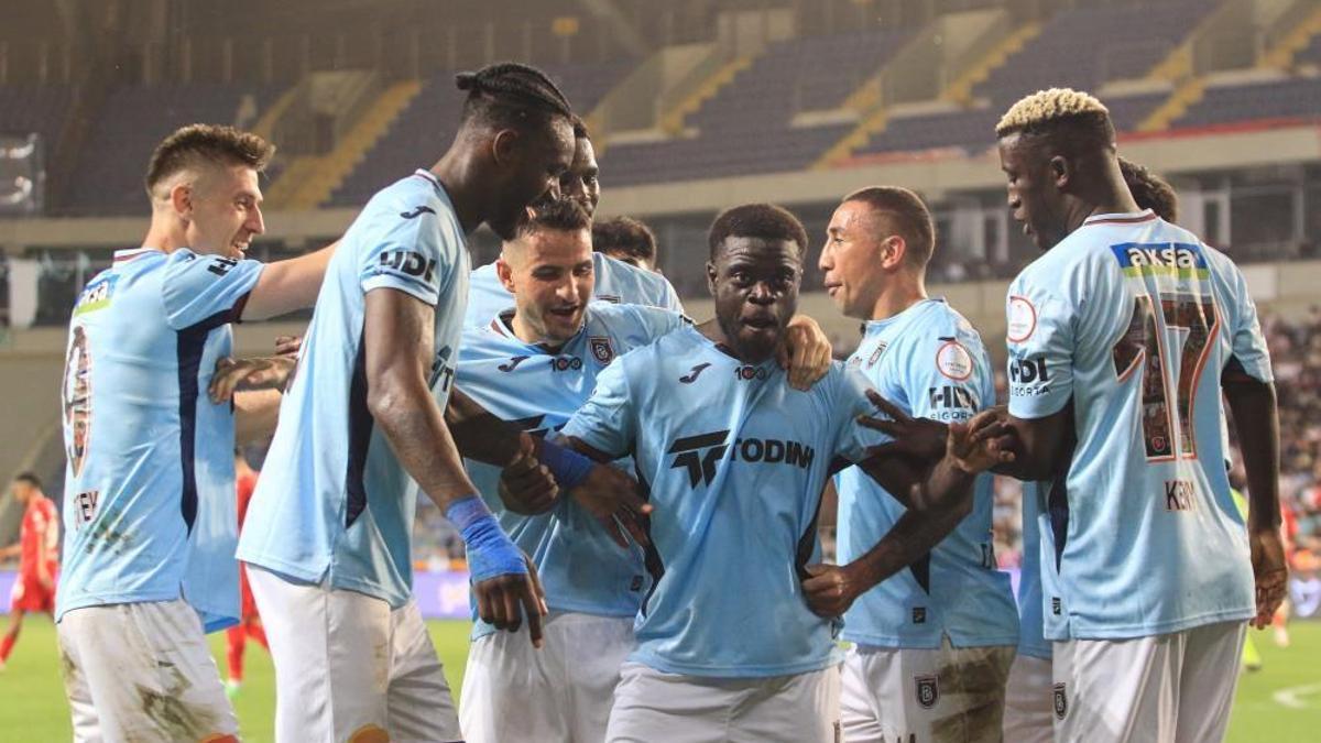 RAMS Başakşehir, La Fiorita'yı gole boğdu