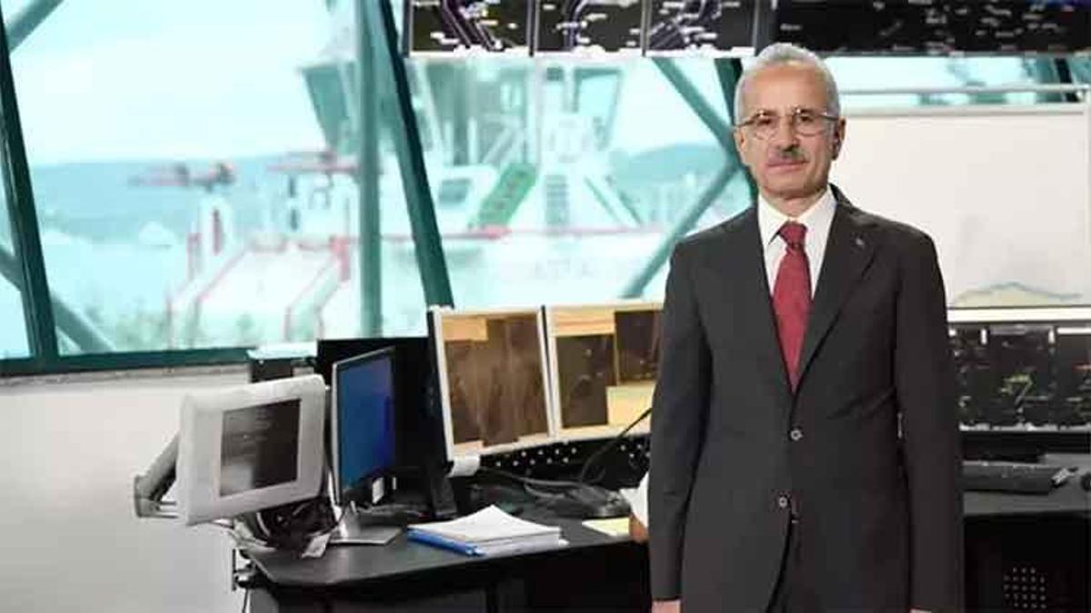 Türk denizciliğinde uluslararası başarı! Bakan Uraloğlu açıkladı: İstanbul Boğazı'nda 39 bin gemi, 416 milyon ton yük taşındı
