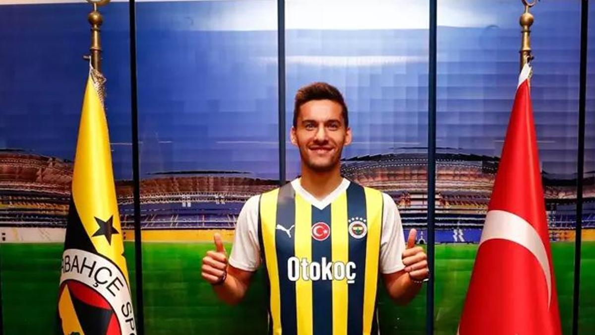 Umut Nayir, Fenerbahçe’ye veda etti