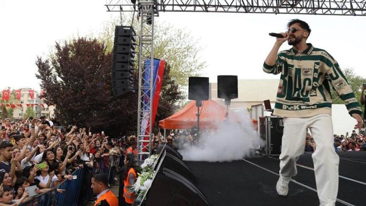 Gaziantep'te sanatçı Sefo, sevilen şarkılarını festivalin açılışında söyleyecek