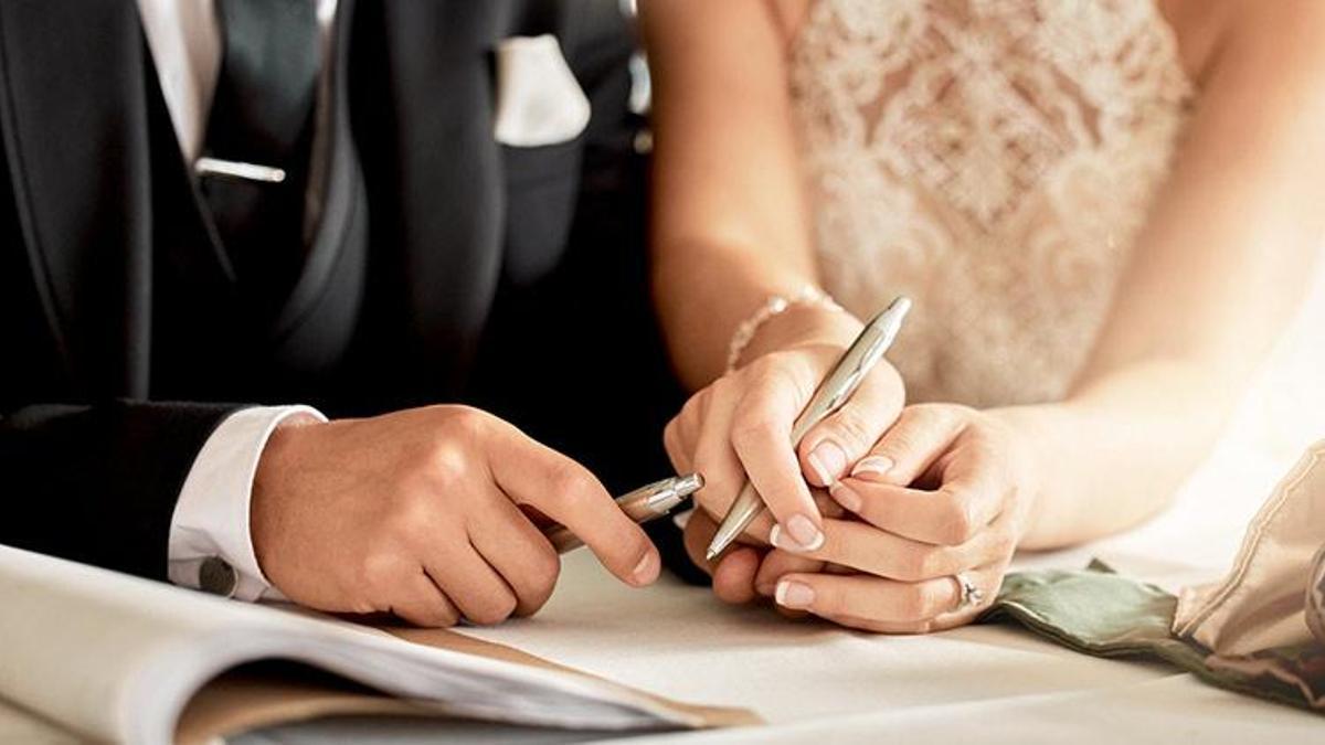 Sadece 1 TL! İzmit Belediyesi'nden evlenecek çiftlere destek