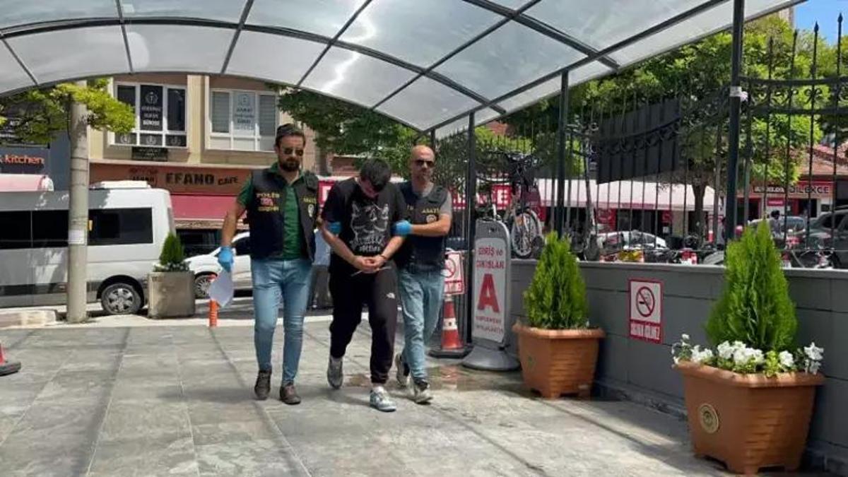 Otobüs durağında iğrenç olay! Cinsel taciz suçlamasıyla gözaltına alındı
