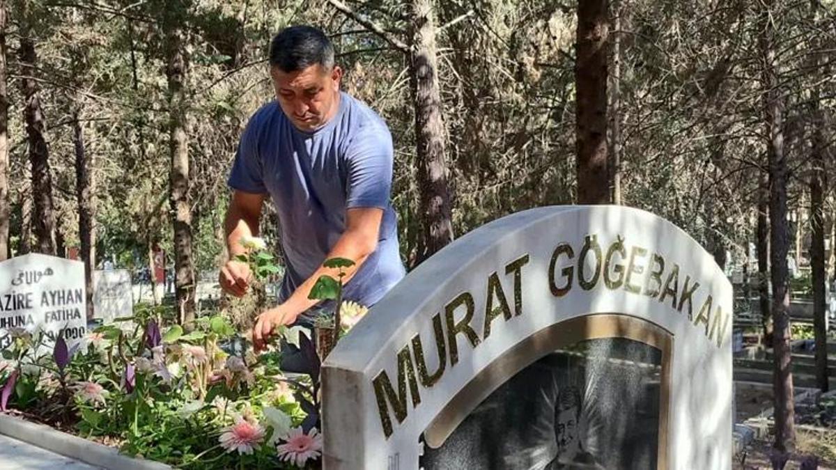 Türkiye Çiçekçiler Derneği, Murat Göğebakan’ı vefatının 10. yılında çiçeklerle andılar
