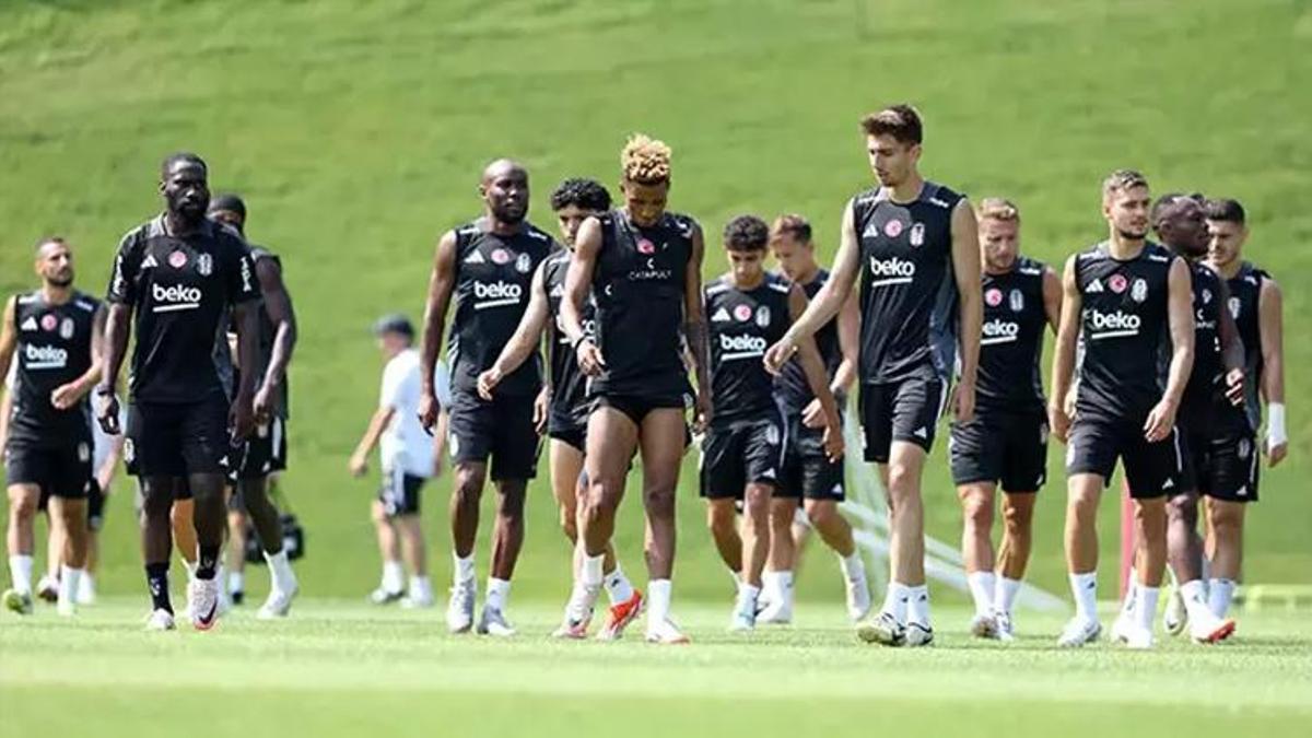 Beşiktaş'ta beklenmedik ayrılık! Toplam 3 milyon Euro'luk teklif