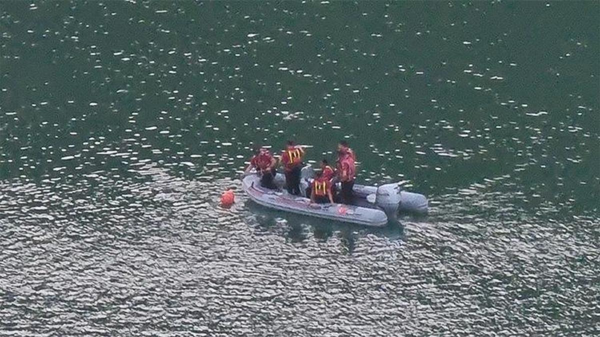 Adana Kozan'da düşen helikopterin enkazı tespit edildi