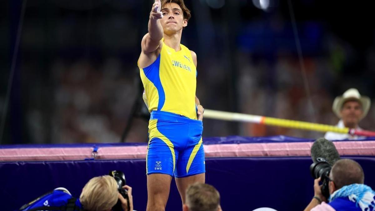 İsveçli atlet Duplantis'ten ikonikleşen Yusuf Dikeç pozu