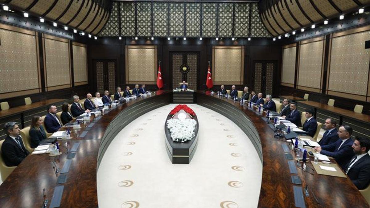 Savunma sanayii zirvesinde 'kararlılık' vurgusu! 'Çelik Kubbe Projesi' gündemde