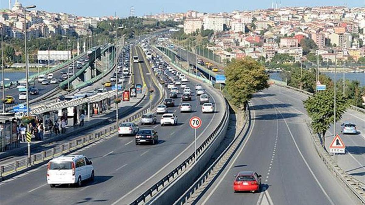 İstanbul'da yol çalışması! 45 gün sürecek, D-100 iki şeride düşecek