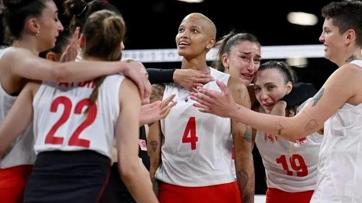 TÜRKİYE İTALYA voleybol maçı canlı izle || Türkiye İtalya Olimpiyat maçı ne zaman, saat kaçta?