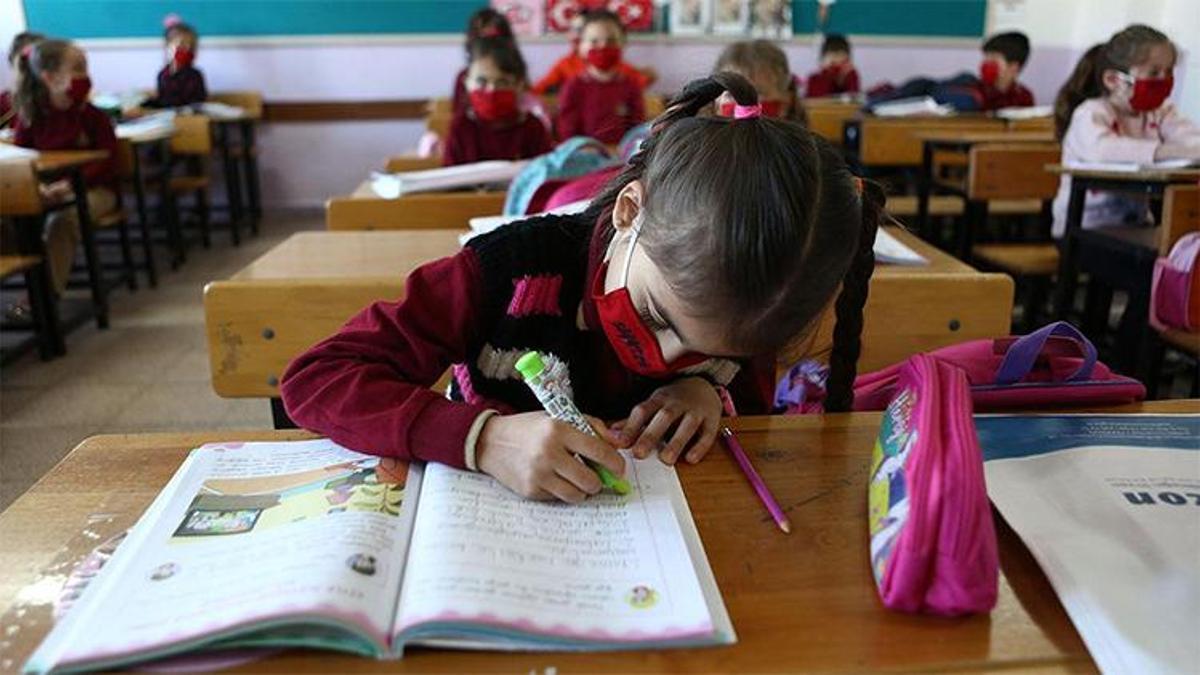 MEB resmen duyurdu! 81 illin valiliğine yazı ile bildirildi
