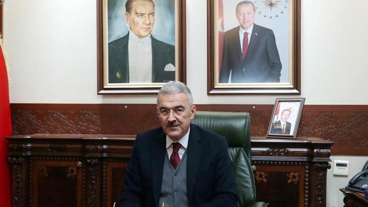 Erol Ayyıldız kimdir? Yeni Bursa Valisi Erol Ayyıldız kaç yaşında, nereli, hangi görevlerde bulundu?