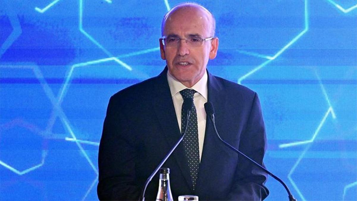 Bakan Şimşek: Hedefimiz küresel doğrudan yatırımlardan aldığımız payı 2028’de 1,5’e yükseltmek