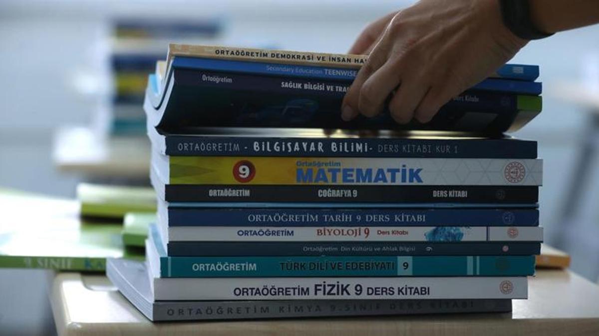 MEB harekete geçti! Kitap ve kırtasiye için "fahiş fiyat" talep eden okullara inceleme