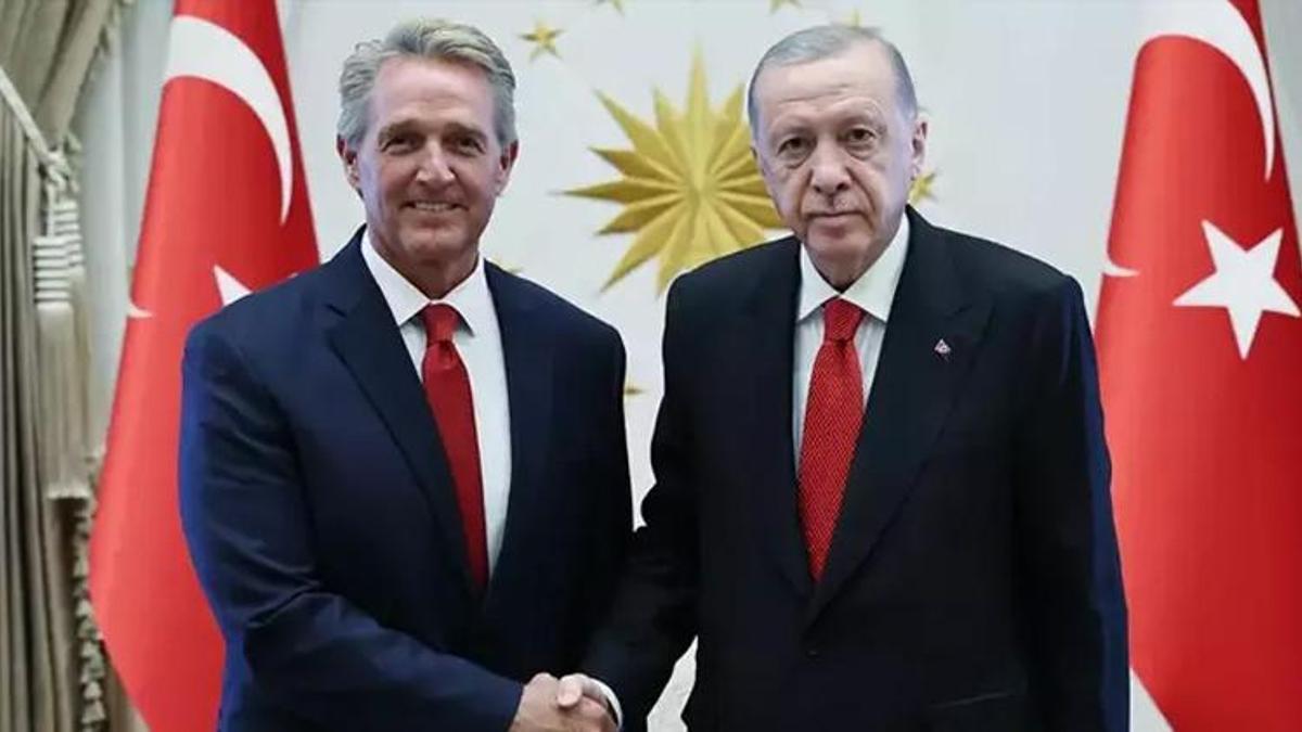 Cumhurbaşkanı Recep Tayyip Erdoğan, ABD Büyükelçisi Flake'i kabul etti