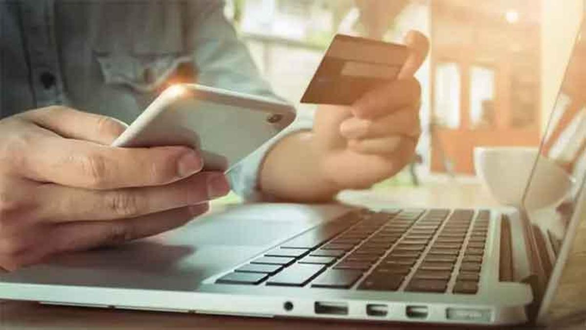 Okulların açılmasına sayılı günler kala e - ticaret sitelerinde hareketlilik başladı