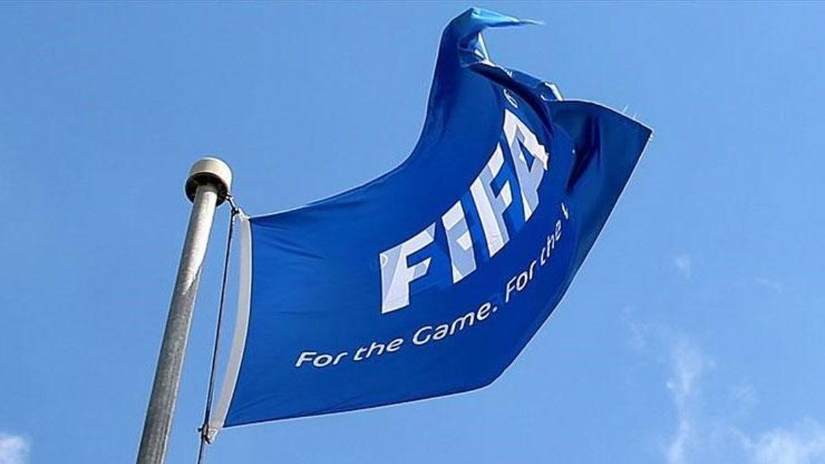 FIFA, ırkçı tacizlere maruz kalan futbolculara oyunu durdurma hakkı verdi