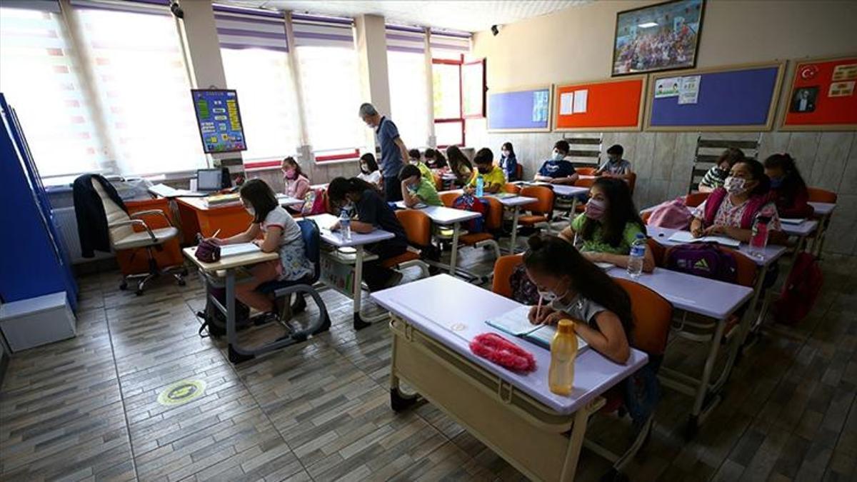 MEB, engelli öğretmen ataması için takvimi açıkladı