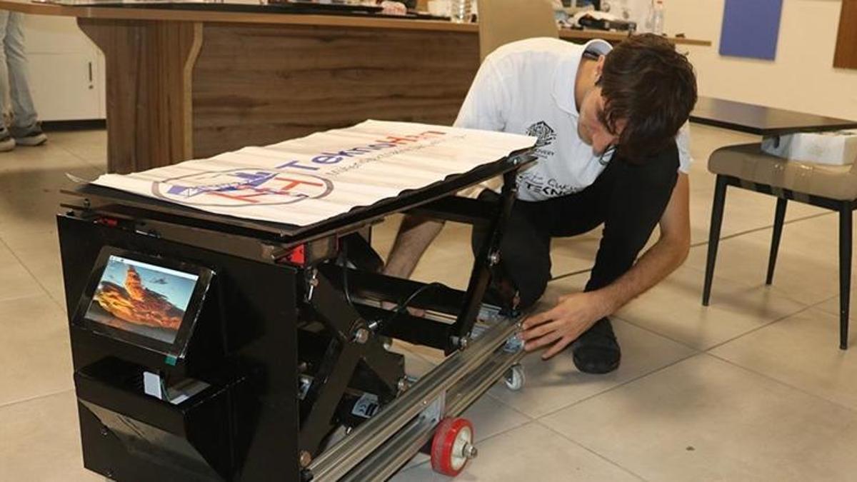 Adana'da mühendis adayı öğrenciler yaptı! TEKNOFEST'te derece almak istiyorlar