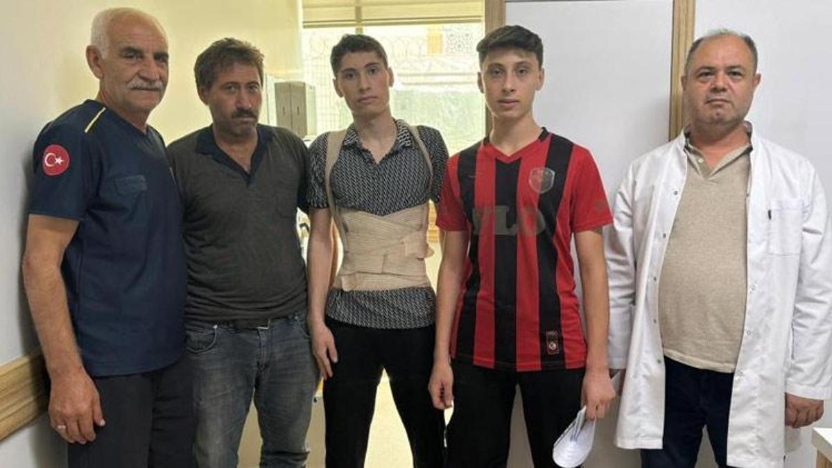 Gaziantep'te genç adam felçli geldiği hastaneden yürüyerek çıktı