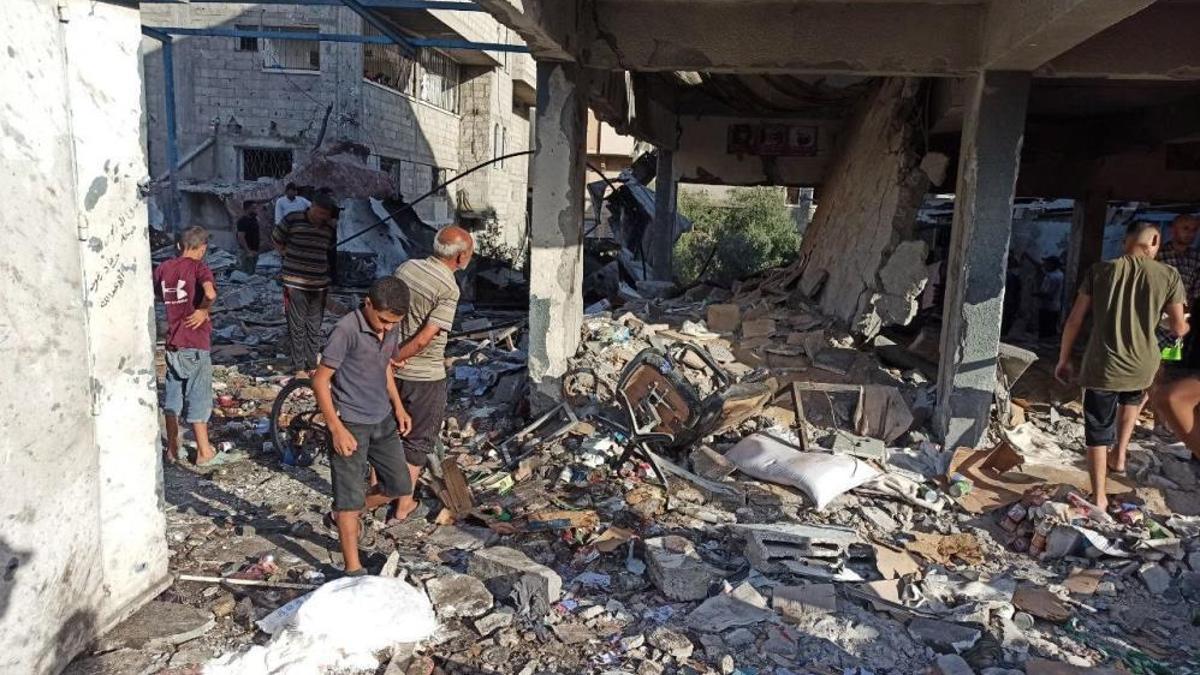 İsrail, sivillerin sığındığı BM'ye ait okulu vurdu: 14 ölü