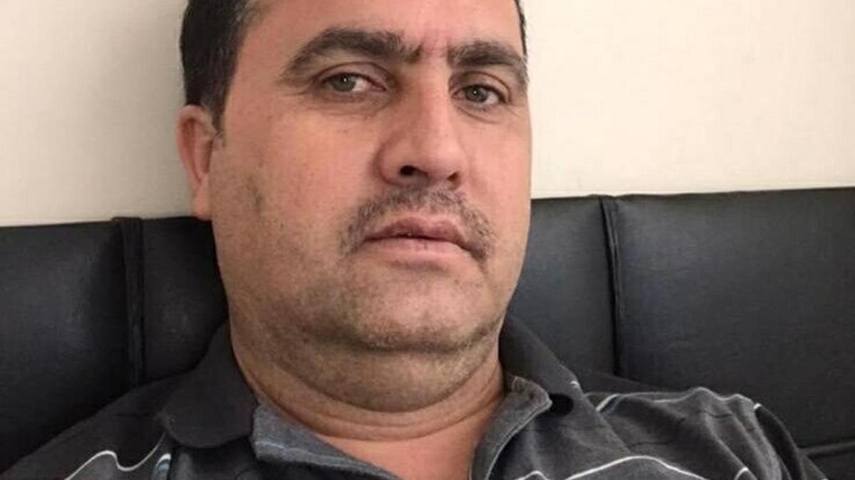 TIR'ın dorsesiyle bahçenin demir kapısı arasına sıkışan bekçi öldü